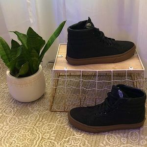 (Canvas Gum) Black/LGHT GM High-Top
